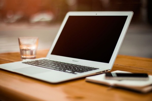 macbook-air-920x510